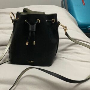 Crossbody bag black